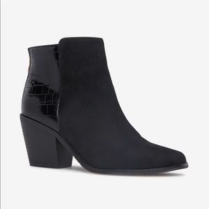 Black ankle bootie BRAND NEW